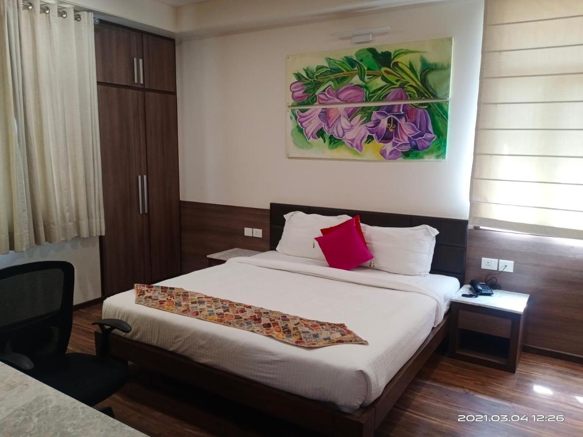 Fleur Hotel Jaipur Exteriör bild